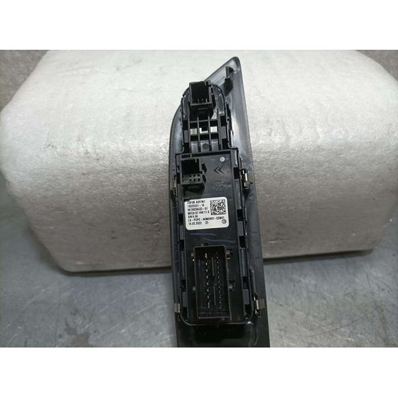 Mando Elevalunas Delantero Izquierdo Para Peugeot 2008