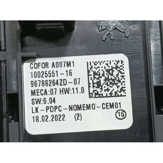 Mando Elevalunas Delantero Izquierdo Para Peugeot 2008
