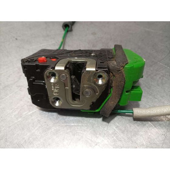 Cerradura Puerta Trasera Derecha Para Hyundai I40