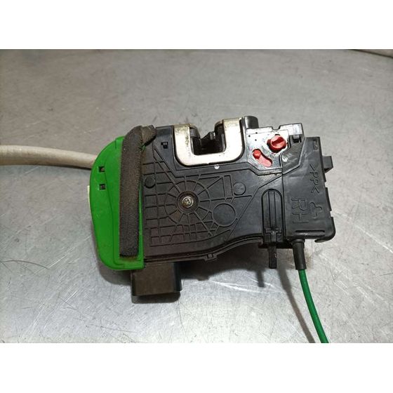 Cerradura Puerta Trasera Derecha Para Hyundai I40