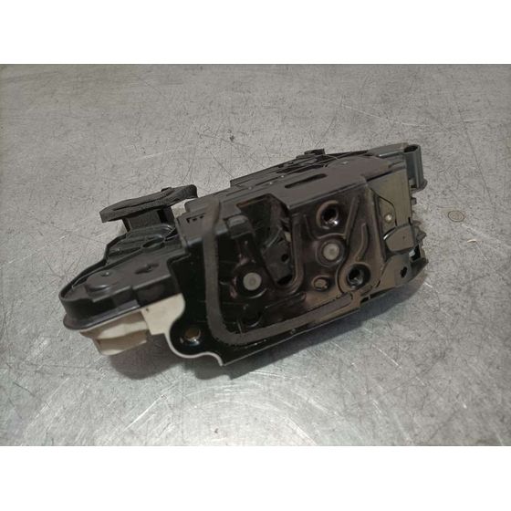Cerradura Puerta Trasera Izquierda Para Volkswagen Polo