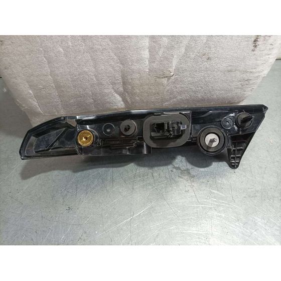 Piloto Trasero Derecho Para Citroen C4