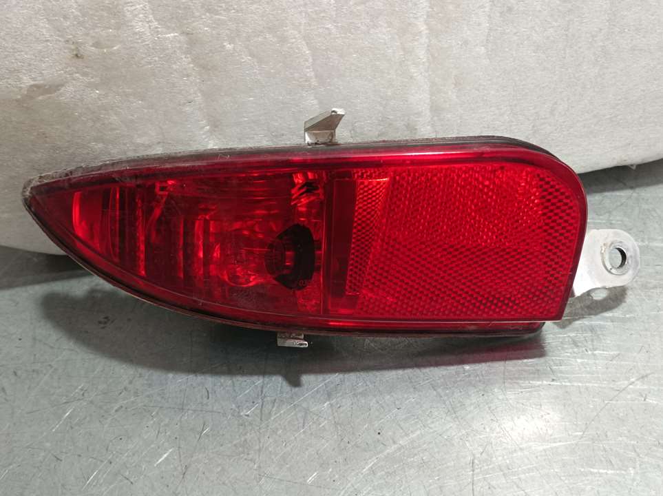 Piloto Trasero Izquierdo Paragolpes Para Opel Corsa C