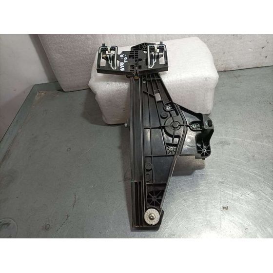 Elevalunas Trasero Derecho Para Peugeot 2008