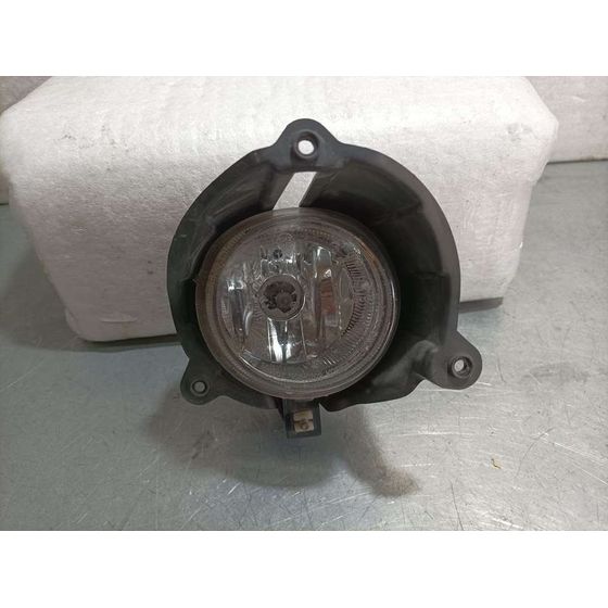 Faro Antiniebla Derecho Para Ssangyong Rodius
