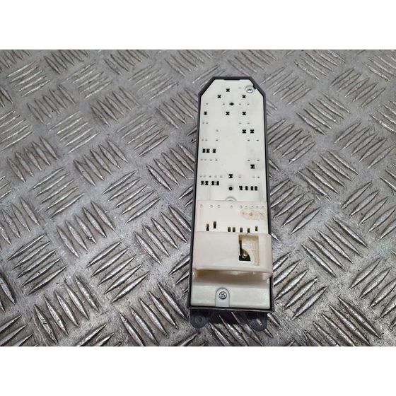 Mando Elevalunas Delantero Izquierdo  Para Toyota Yaris