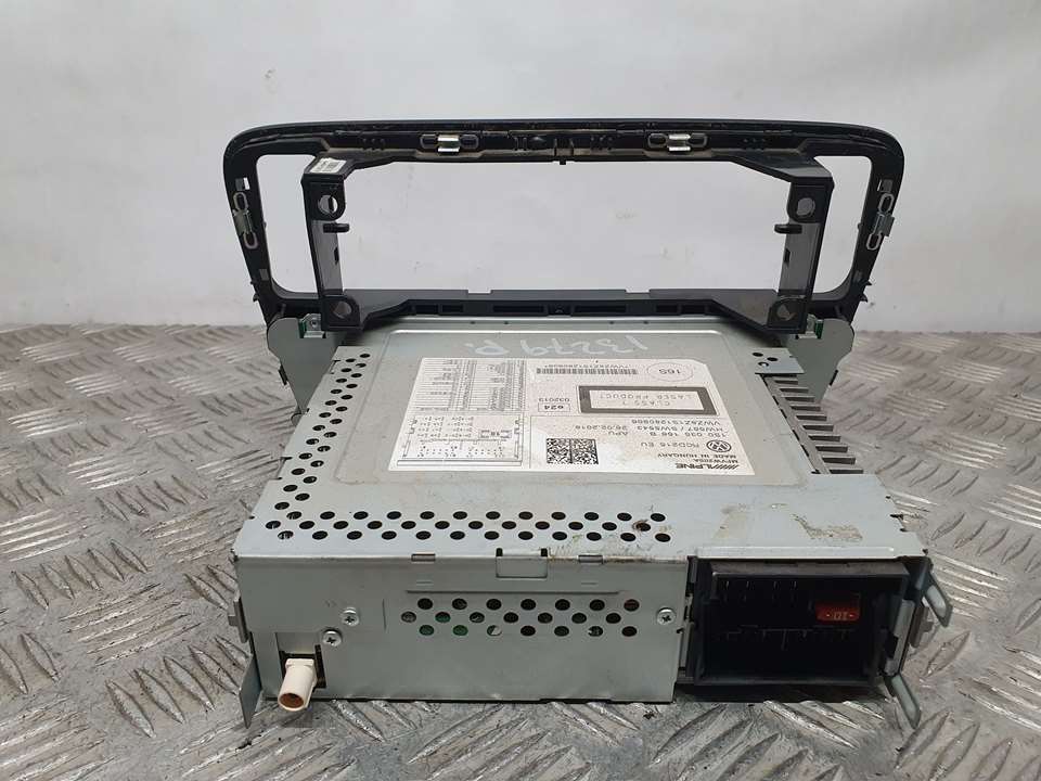 Sistema Audio / Radio Cd Para Volkswagen Up!