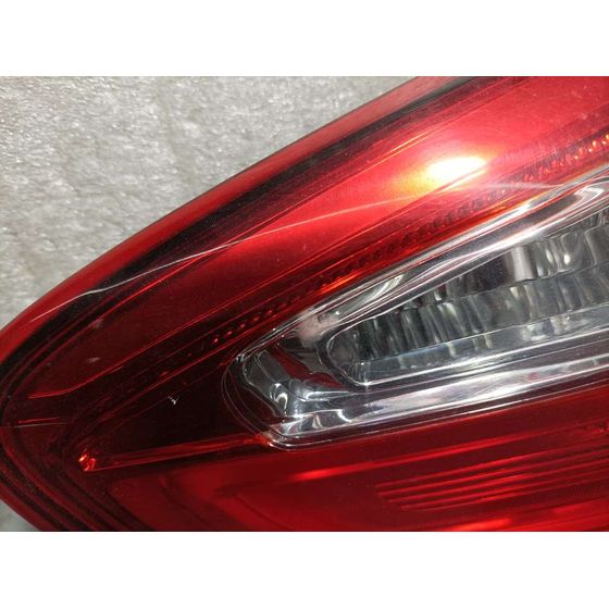Piloto Trasero Derecho Para Kia Rio