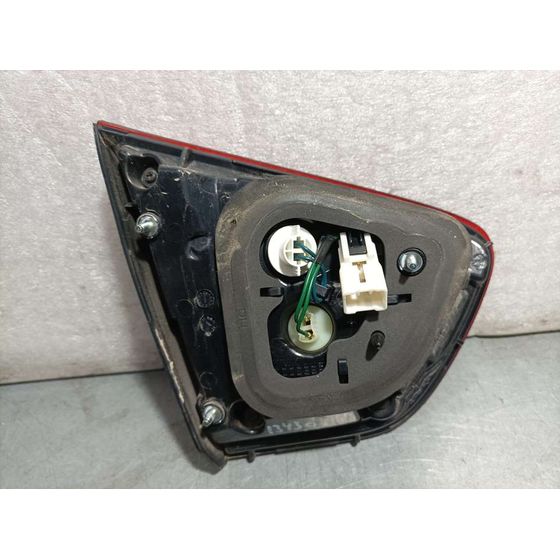 Piloto Trasero Derecho Para Kia Rio