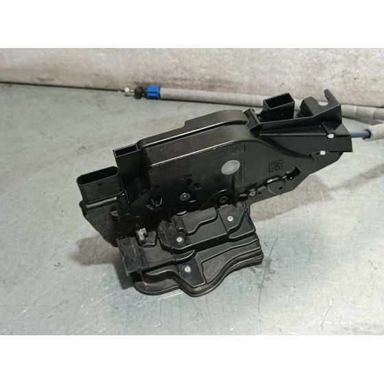 Cerradura Puerta Delantera Derecha Para Mercedes Clase B