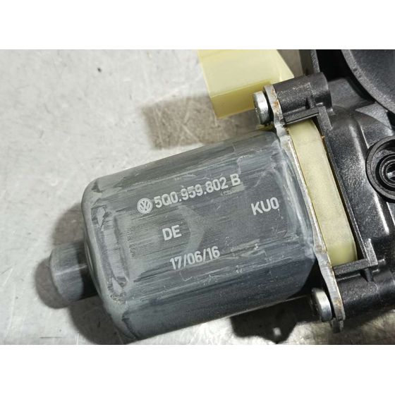 Elevalunas Delantero Derecho Para Seat Leon