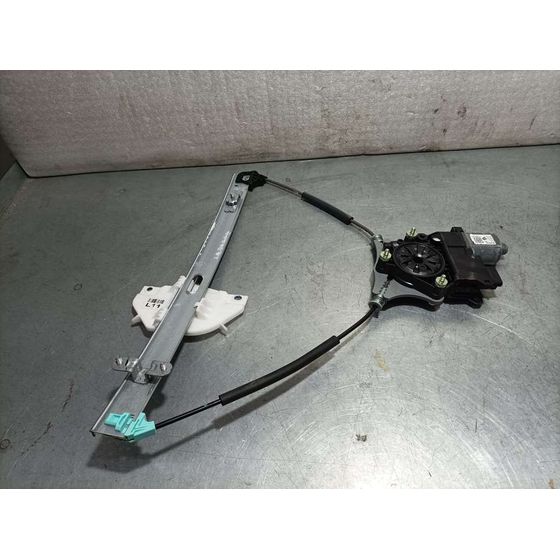Elevalunas Delantero Izquierdo para Kia Rio (Yb)