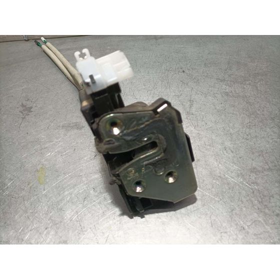 Cerradura Puerta Delantera Derecha Para Ssangyong Tivoli