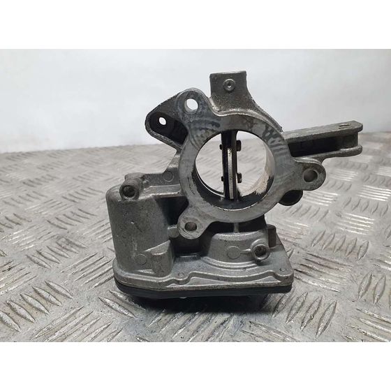 Caja Mariposa para Opel Corsa D