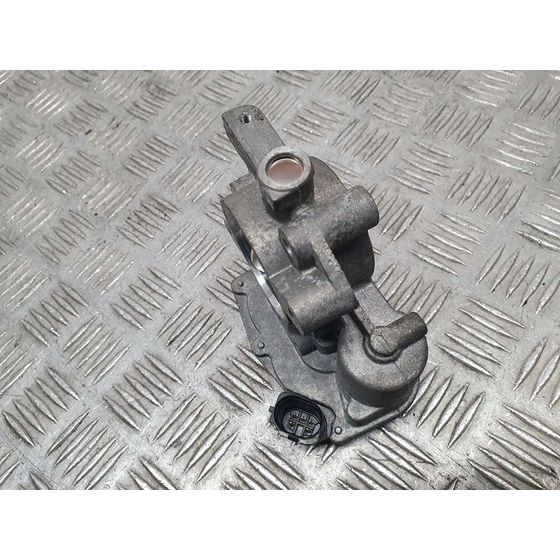 Caja Mariposa para Opel Corsa D