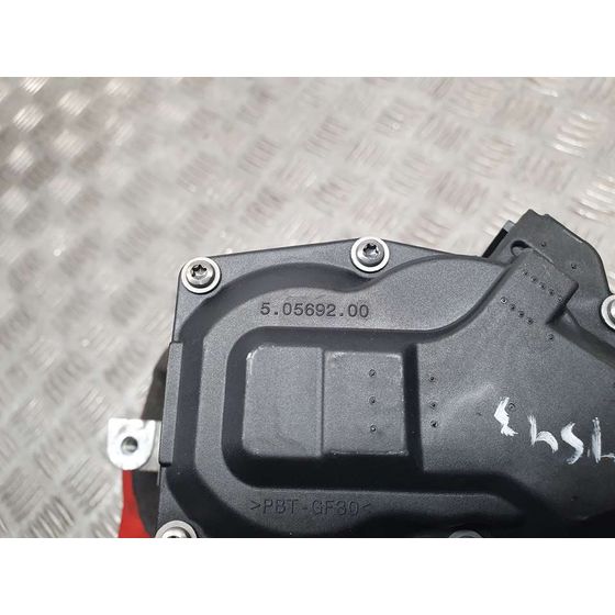 Caja Mariposa para Opel Corsa D
