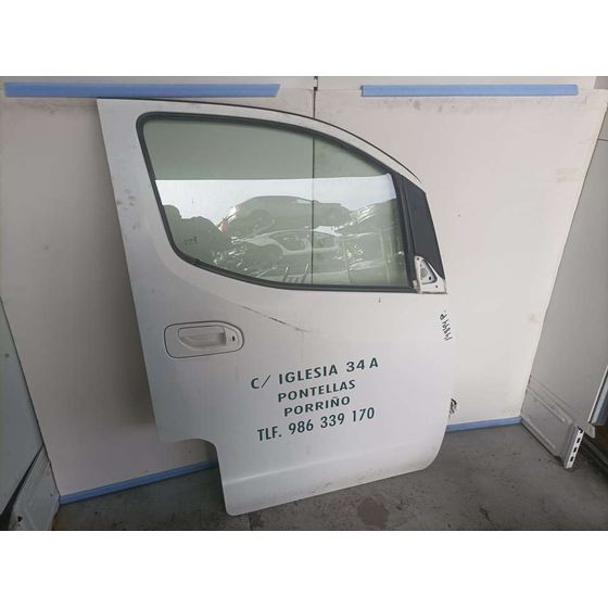 Puerta Delantera Derecha para Nissan Nv 200 (M20)