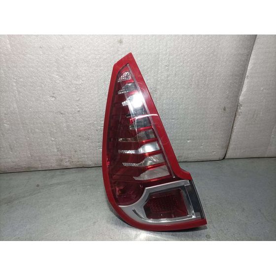 Piloto Trasero Izquierdo Para Renault Scenic Iii