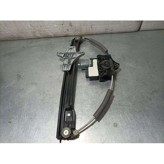 Elevalunas Trasero Derecho Para Skoda Superb