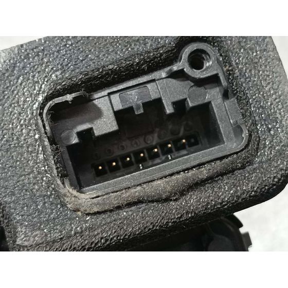 Cerradura Puerta Trasera Derecha Para Skoda Superb