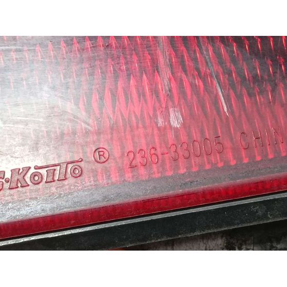 Piloto Trasero Central Para Nissan Juke