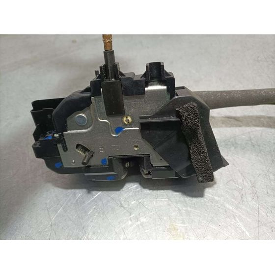 Cerradura Puerta Trasera Derecha Para Nissan Juke
