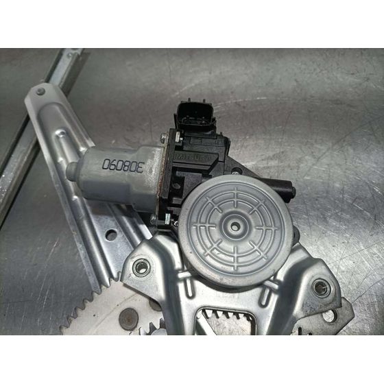 Elevalunas Trasero Derecho Para Nissan Juke