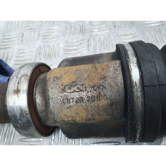 Transmision Delantera Derecha Para Ford Focus Berlina