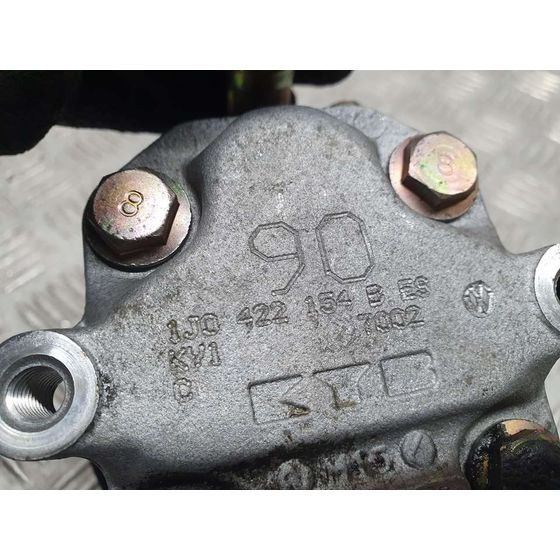 Bomba Direccion Para Volkswagen Golf Iv Berlina