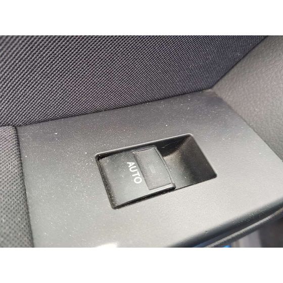 Mando Elevalunas Trasero Izquierdo Para Toyota Auris