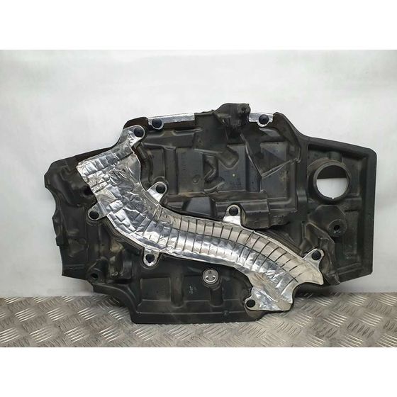 Tapa Motor Para Mercedes Clase Cla Coupe