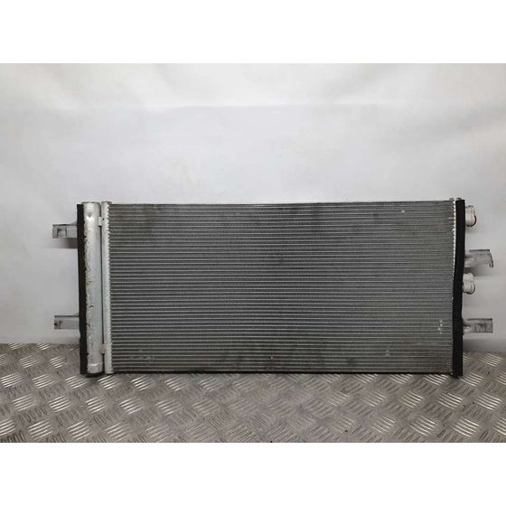 Condensador / Radiador Aire Acondicionado Para Bmw Serie 1 Lim.