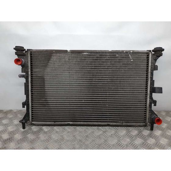 Radiador Agua Para Ford Focus Berlina