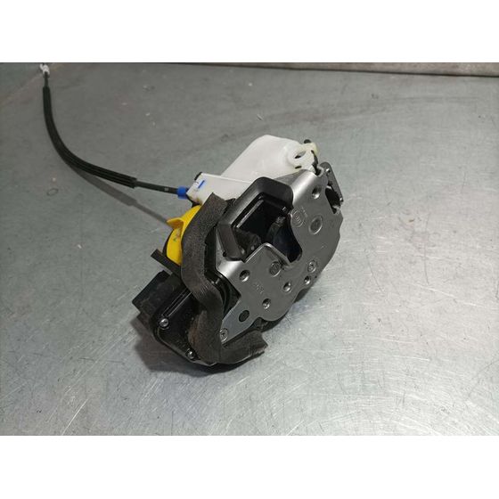 Cerradura Puerta Delantera Izquierda  Para Opel Mokka