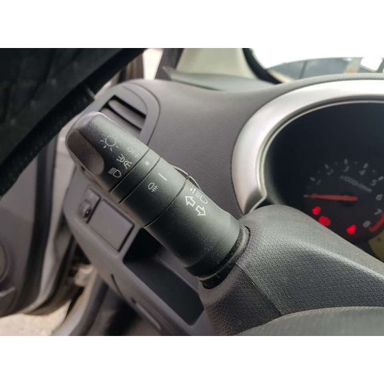 Mando Luces Y Limpia Para Nissan Micra