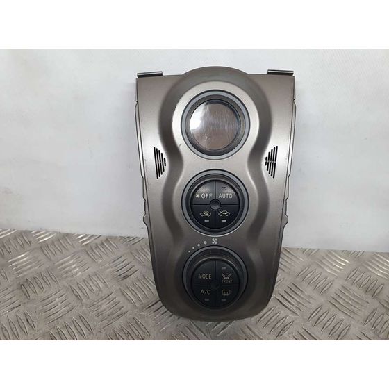 Mando Climatizador Para Toyota Yaris