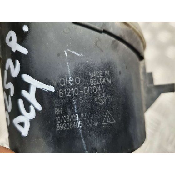 Faro Antiniebla Derecho Para Toyota Yaris