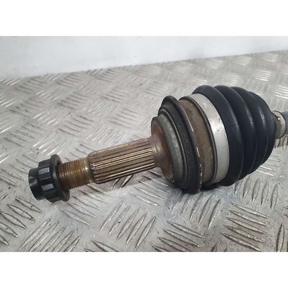 Transmision Delantera Izquierda Para Toyota Yaris