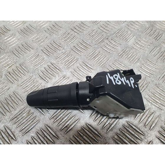 Mando Limpia Para Nissan Nv 200