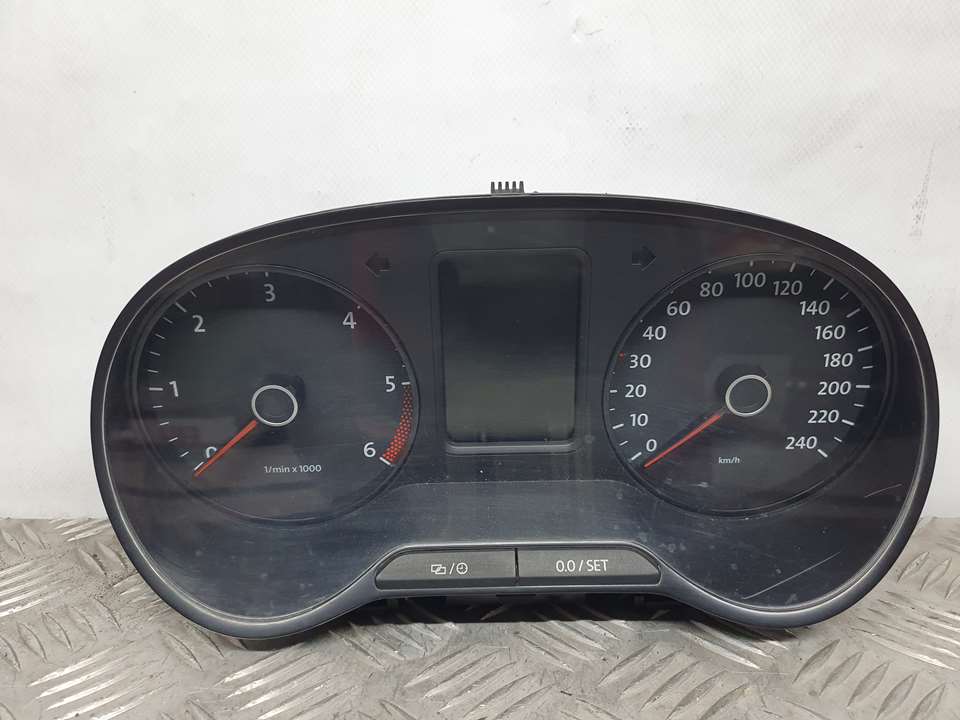 Cuadro Instrumentos Para Volkswagen Polo