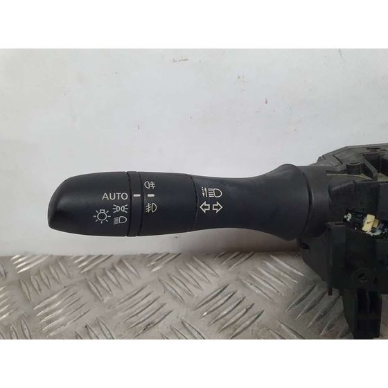 Mando Luces Y Limpia Para Nissan Micra V