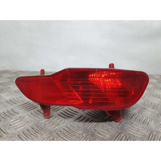 Piloto Trasero Derecho Paragolpes Para Peugeot 5008