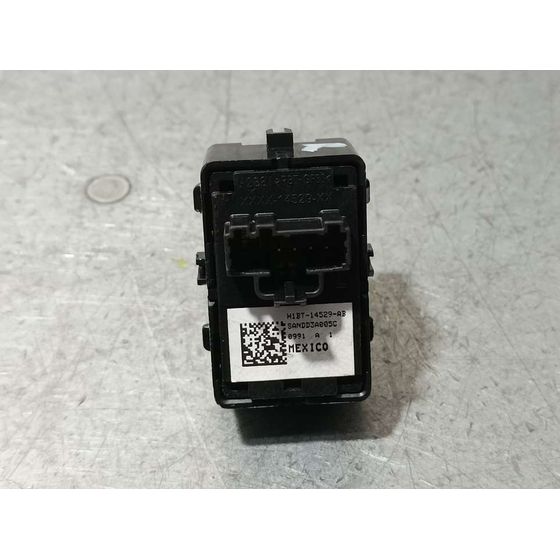 Mando Elevalunas Delantero Derecho Para Ford Puma
