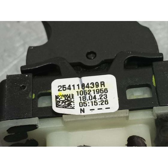 Mando Elevalunas Delantero Derecho Para Dacia Sandero