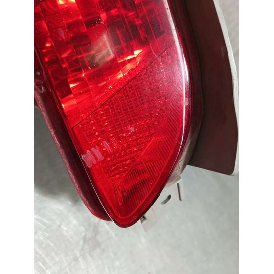 Piloto Trasero Izquierdo Paragolpes Para Lexus Rx 300