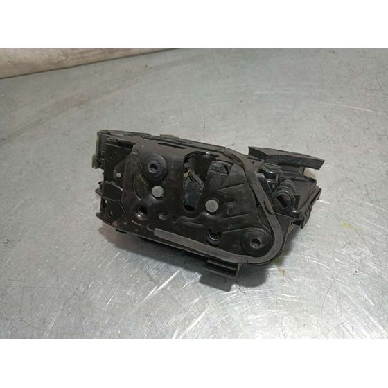 Cerradura Puerta Trasera Derecha Para Volkswagen Golf Vii Sportsvan