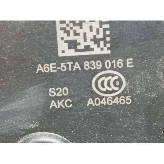 Cerradura Puerta Trasera Derecha Para Volkswagen Golf Vii Sportsvan