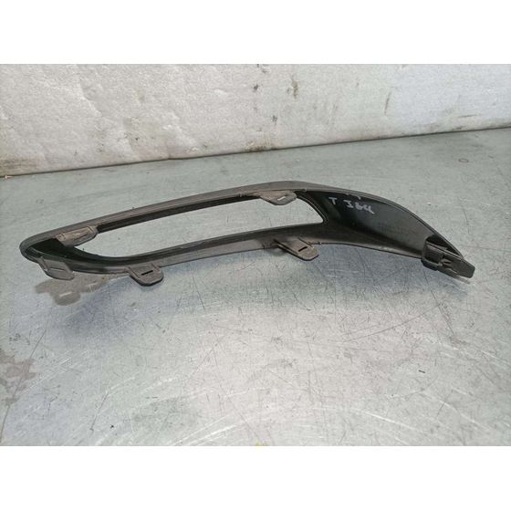 Rejilla Izq Paragolpes para Toyota Auris