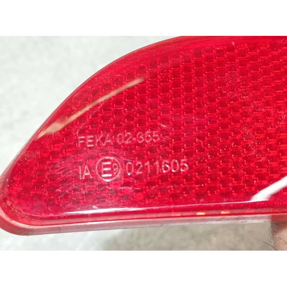 Piloto Trasero Izquierdo Paragolpes Para Toyota Auris