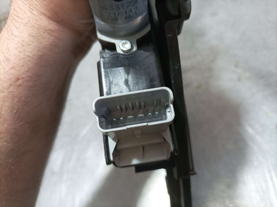 Elevalunas Delantero Derecho Para Peugeot 2008